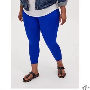 Torrid NWT electric blue liquid leggings